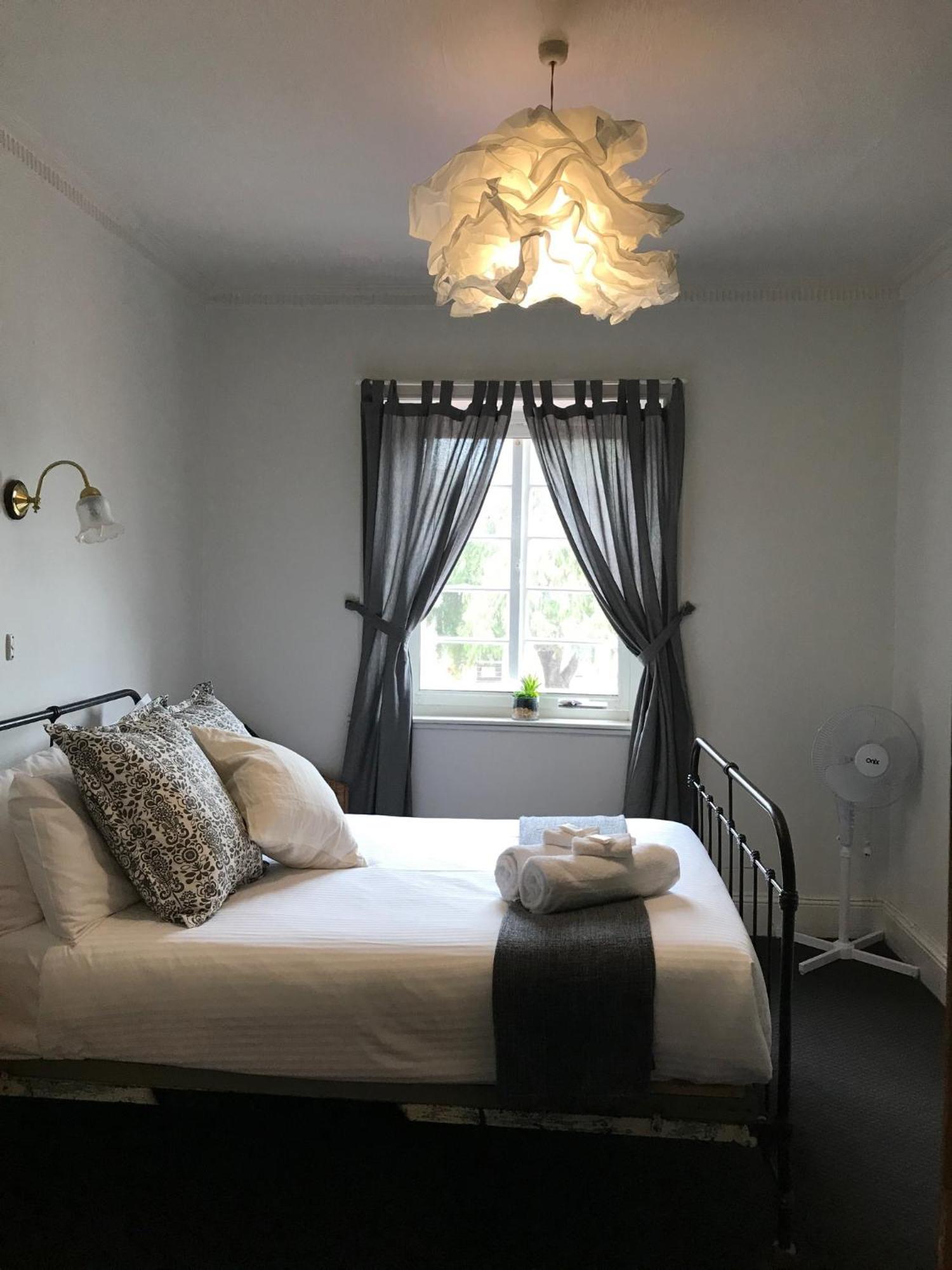 Caledonian Inn Robe Pokoj fotografie